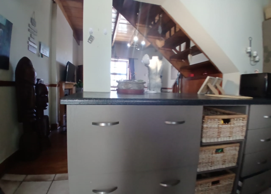 2 Bedroom Property for Sale in Mossel Bay Central Western Cape